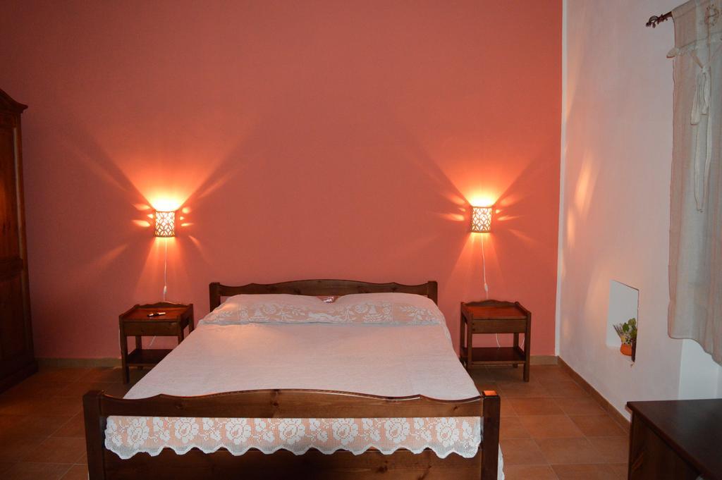Agriturismo Pattina Villa Pettineo Exterior photo